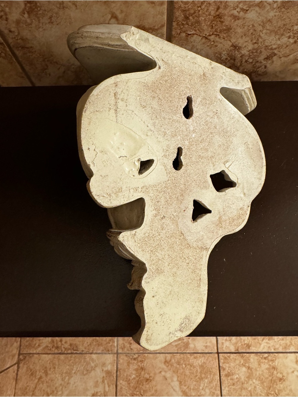 Vintage White distressed Cherub Wall Shelf - Picture 2 of 3